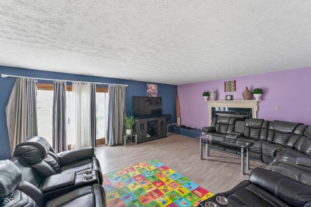 8031 Edgewood Court, Plainfield, IN 46168