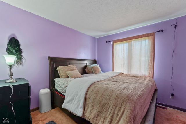 8031 Edgewood Court, Plainfield, IN 46168