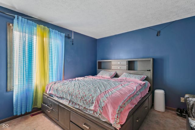 8031 Edgewood Court, Plainfield, IN 46168