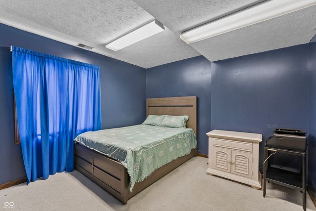 8031 Edgewood Court, Plainfield, IN 46168