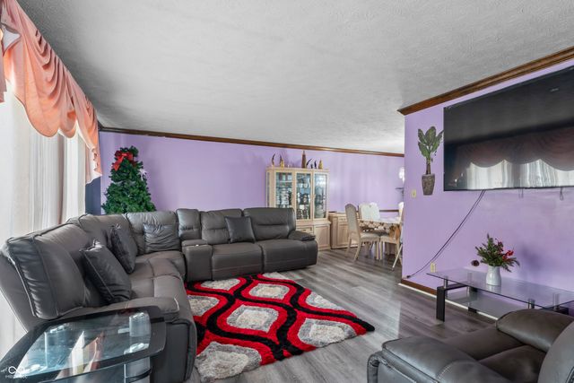 8031 Edgewood Court, Plainfield, IN 46168