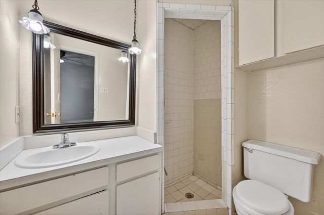 207 Water Lane, Crowley, TX 76036