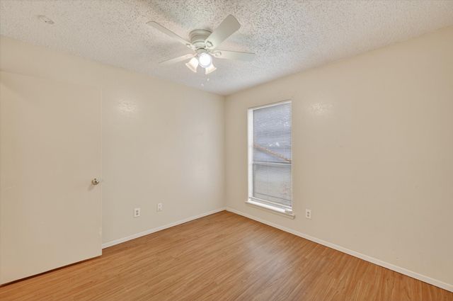 207 Water Lane, Crowley, TX 76036