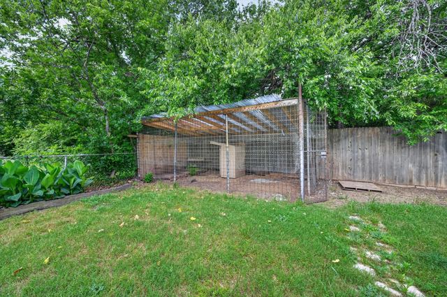 207 Water Lane, Crowley, TX 76036