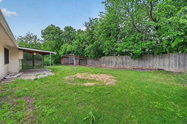 207 Water Lane, Crowley, TX 76036