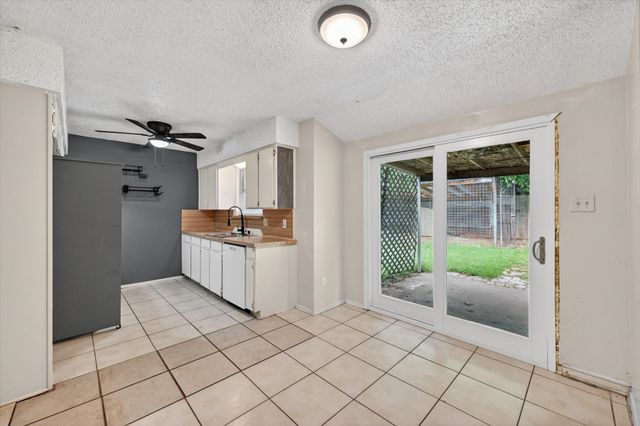 207 Water Lane, Crowley, TX 76036
