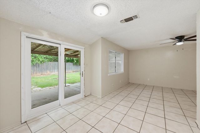 207 Water Lane, Crowley, TX 76036