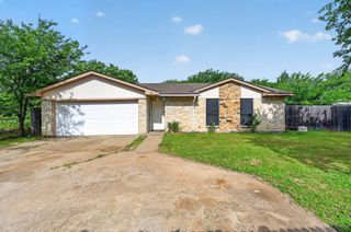207 Water Lane, Crowley, TX 76036
