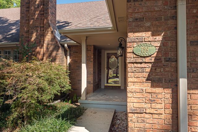 759 S Augusta Drive, Springfield, MO 65809