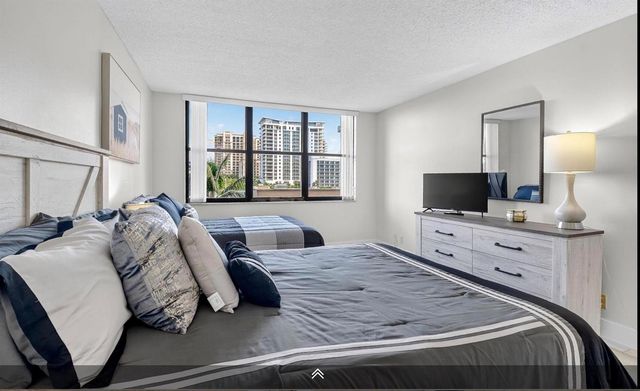 3400 N Ocean Drive 405, Singer Island, FL 33404
