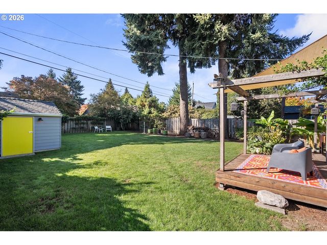 4310 Se LAMBERT St, Portland, OR 97206