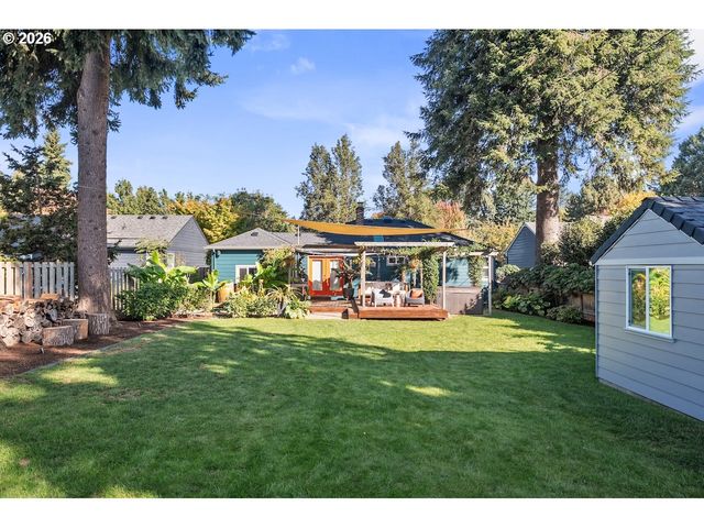 4310 Se LAMBERT St, Portland, OR 97206