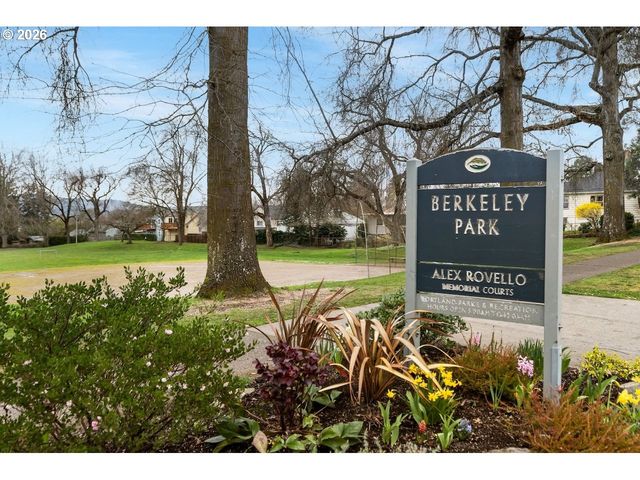 4310 Se LAMBERT St, Portland, OR 97206