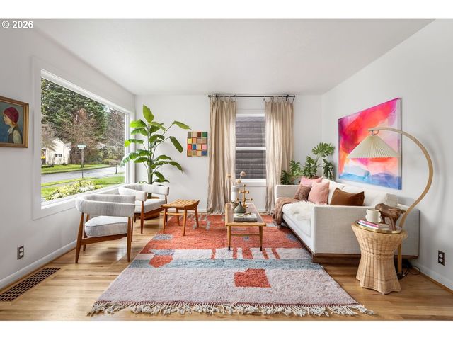 4310 Se LAMBERT St, Portland, OR 97206