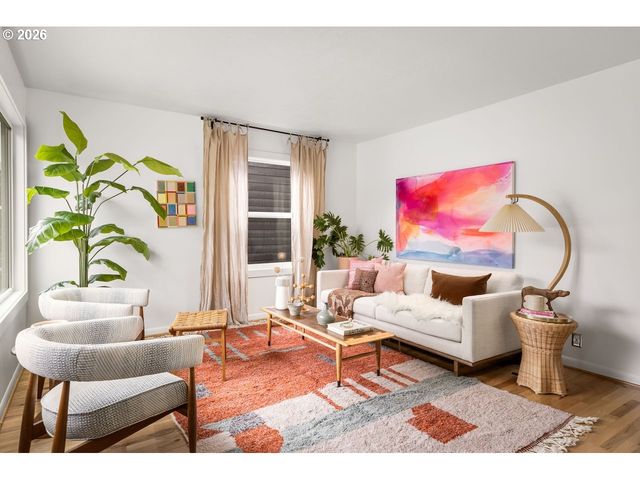 4310 Se LAMBERT St, Portland, OR 97206