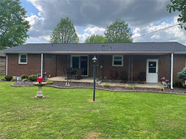 215 Lee St, Fredericktown, MO 63645
