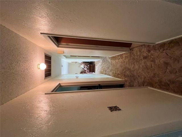 215 Lee St, Fredericktown, MO 63645