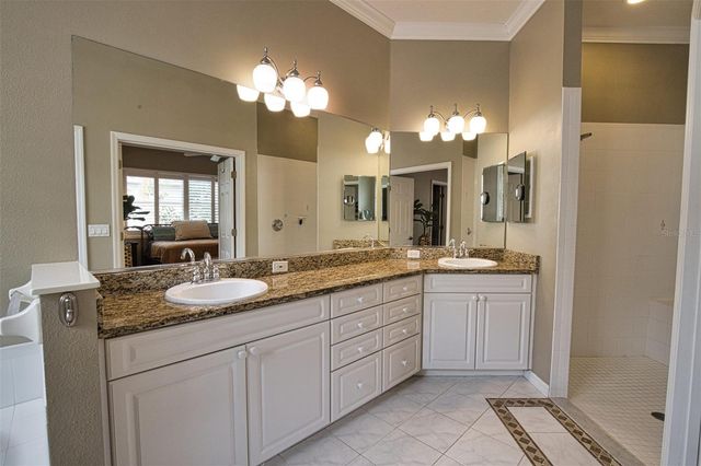 221 RIO TERRA, Venice, FL 34285