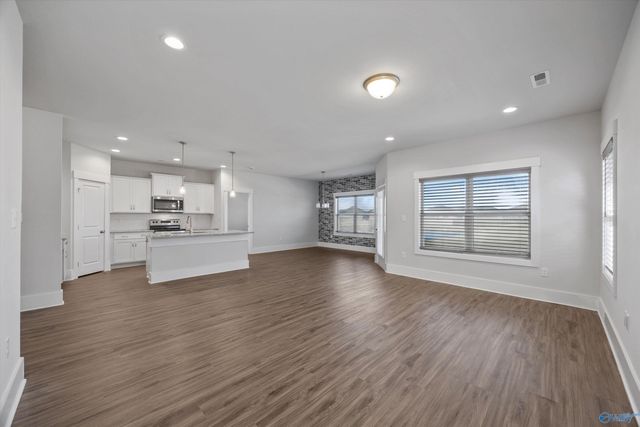 121 Heritage Lakes Boulevard, New Market, AL 35761