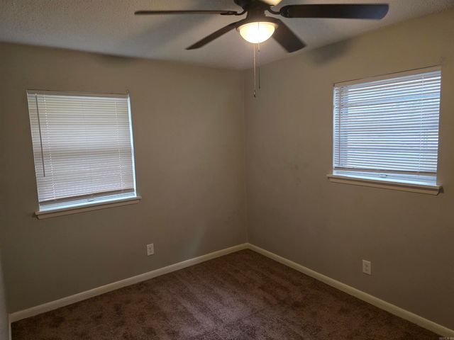 4623 Stratton Ave, Little Rock, AR 72209