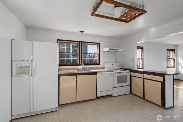 1369 Chatham Lane, Oak Harbor, WA 98277