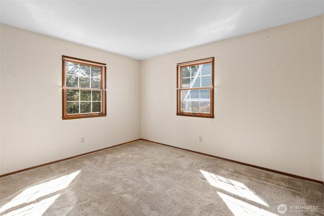 1369 Chatham Lane, Oak Harbor, WA 98277