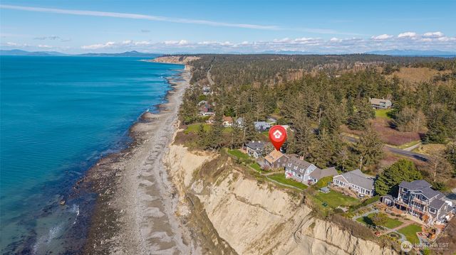 1369 Chatham Lane, Oak Harbor, WA 98277