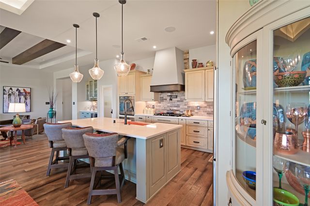 7 Camino Barranca, Santa Fe, NM 87507