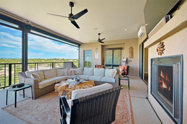7 Camino Barranca, Santa Fe, NM 87507