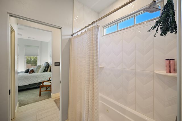 7 Camino Barranca, Santa Fe, NM 87507