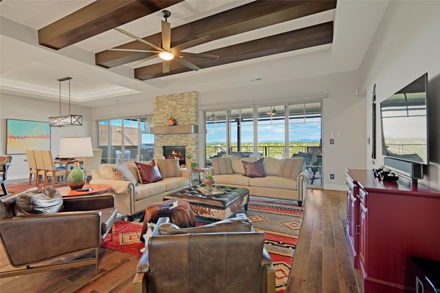 7 Camino Barranca, Santa Fe, NM 87507