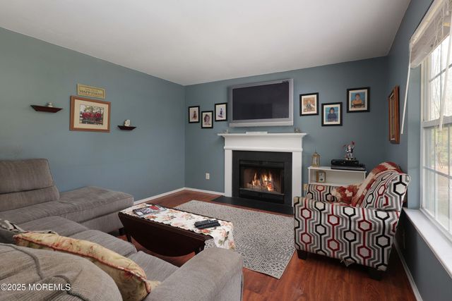 22 Roe Lane, Howell, NJ 07731