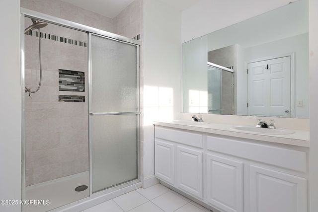 22 Roe Lane, Howell, NJ 07731