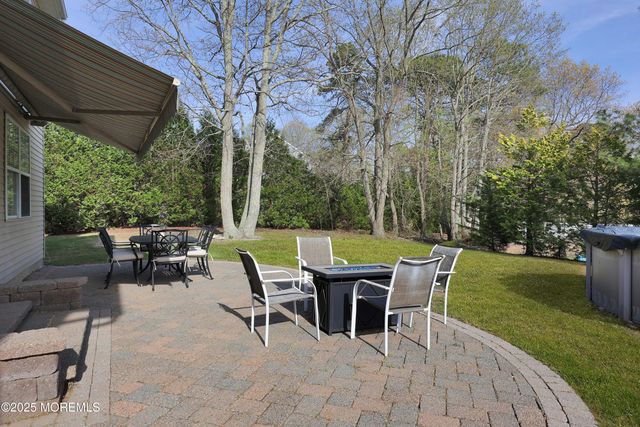 22 Roe Lane, Howell, NJ 07731