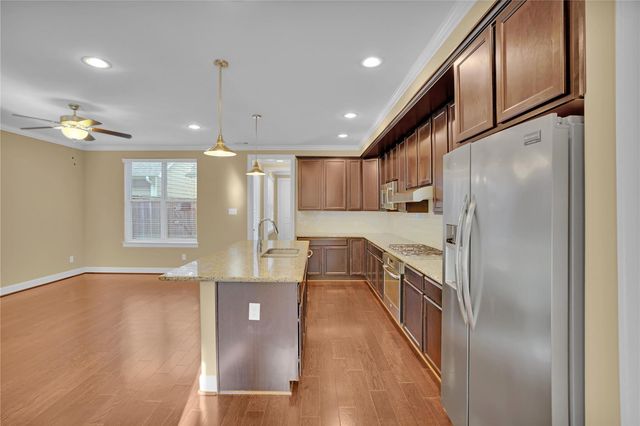 27 Kendrick Pines Boulevard, Spring, TX 77389
