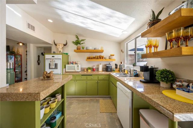 61503 Sunburst, Joshua Tree, CA 92252
