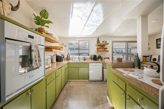 61503 Sunburst, Joshua Tree, CA 92252