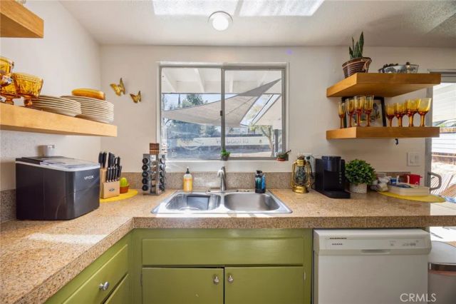 61503 Sunburst, Joshua Tree, CA 92252