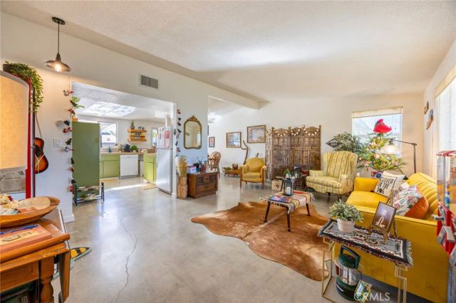 61503 Sunburst, Joshua Tree, CA 92252