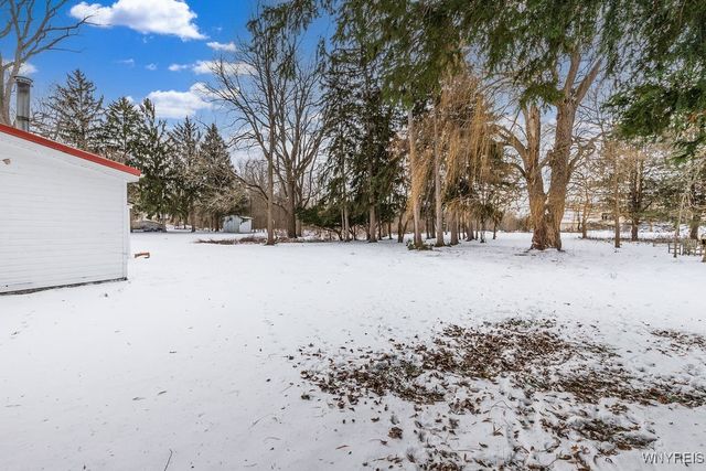 4374 East River Road, Grand Island, NY 14072