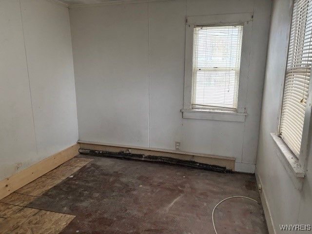 4374 East River Road, Grand Island, NY 14072