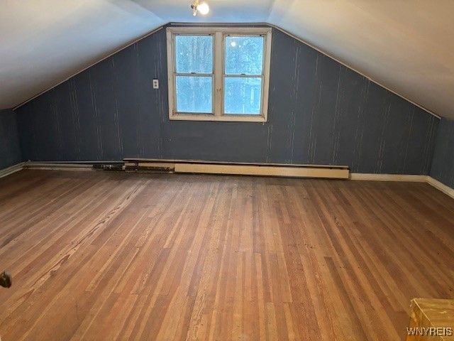 4374 East River Road, Grand Island, NY 14072