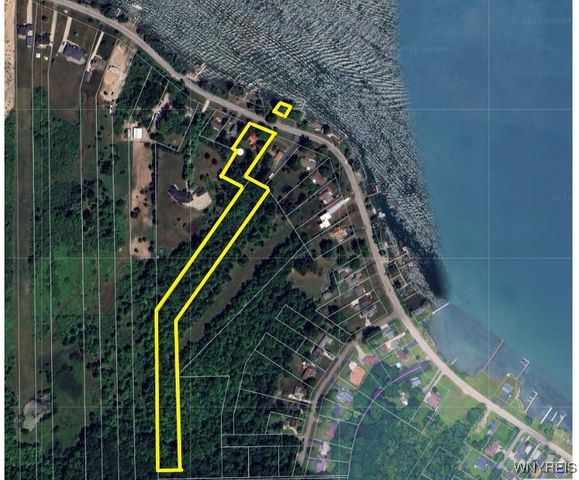 4374 East River Road, Grand Island, NY 14072