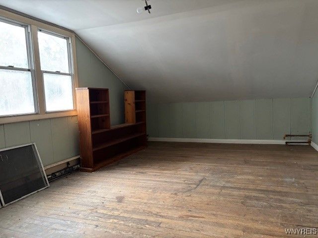 4374 East River Road, Grand Island, NY 14072