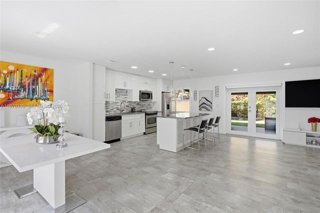 12845 SW 72nd Ter, Miami, FL 33183