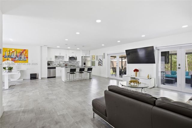 12845 SW 72nd Ter, Miami, FL 33183