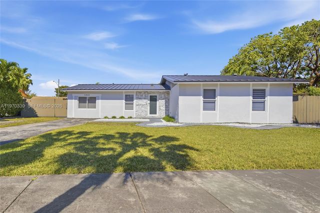 12845 SW 72nd Ter, Miami, FL 33183