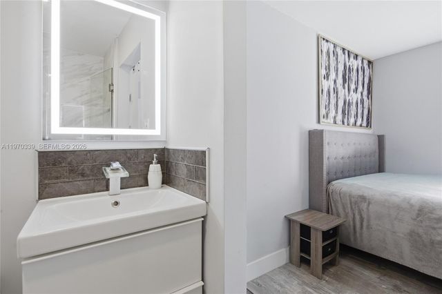 12845 SW 72nd Ter, Miami, FL 33183