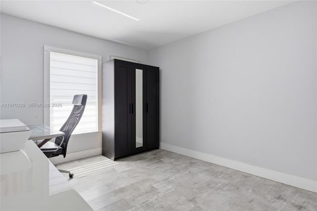 12845 SW 72nd Ter, Miami, FL 33183