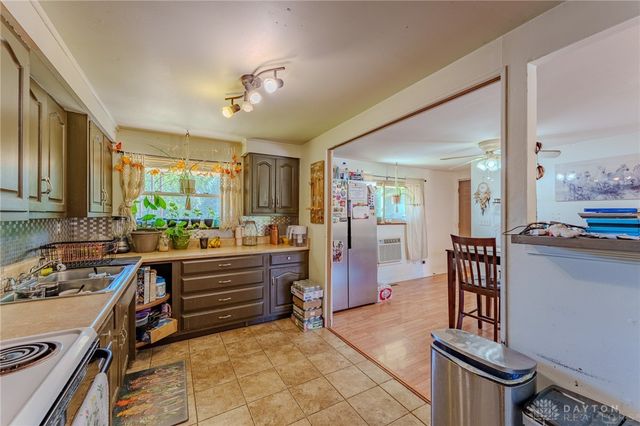 626 Upland Drive, Dayton, OH 45449
